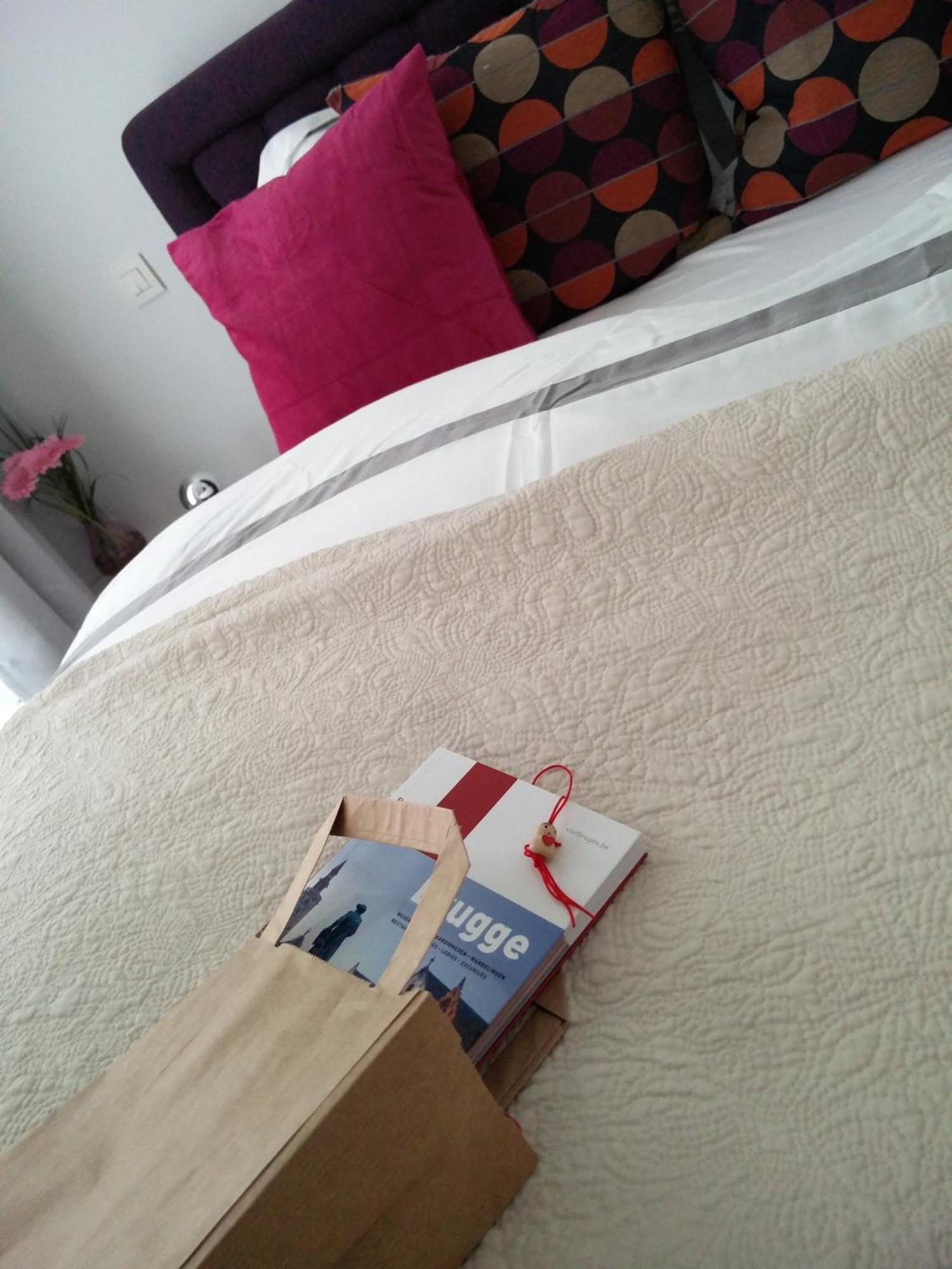 Les Invites Bruges